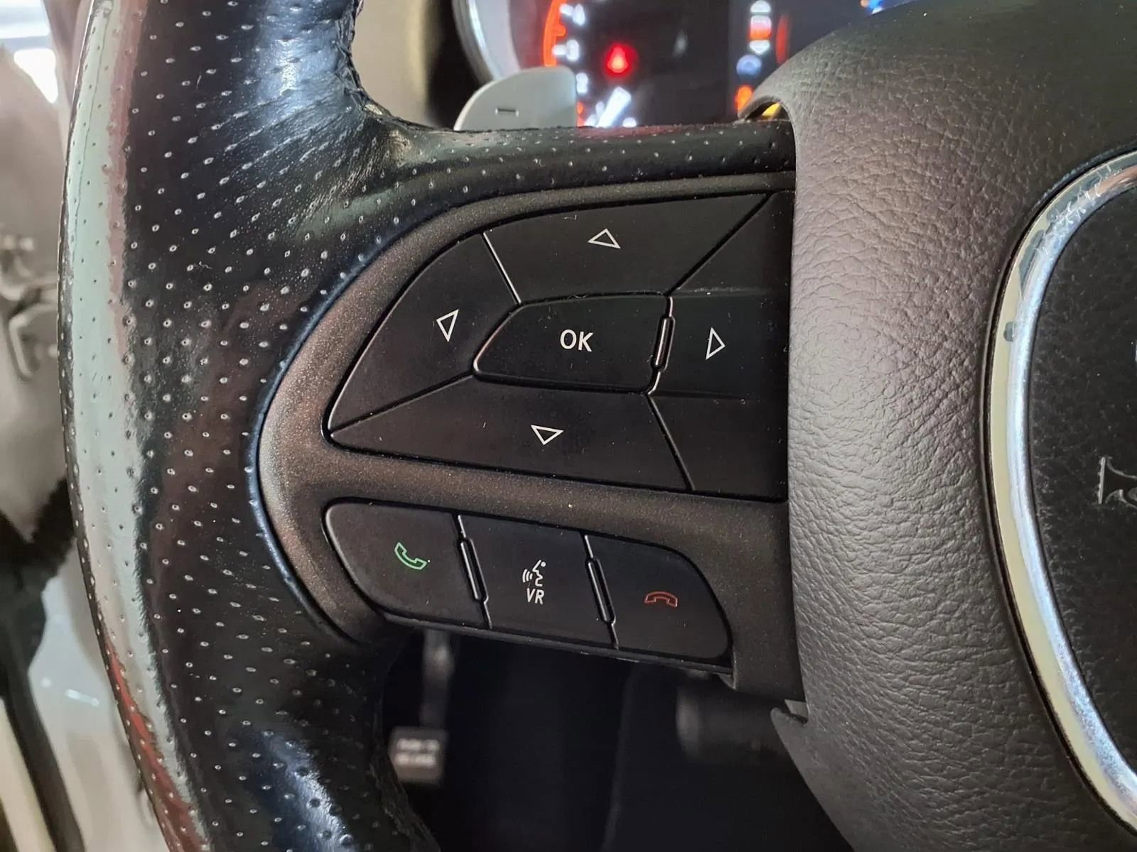 Used 2020 Dodge Durango GT image 30