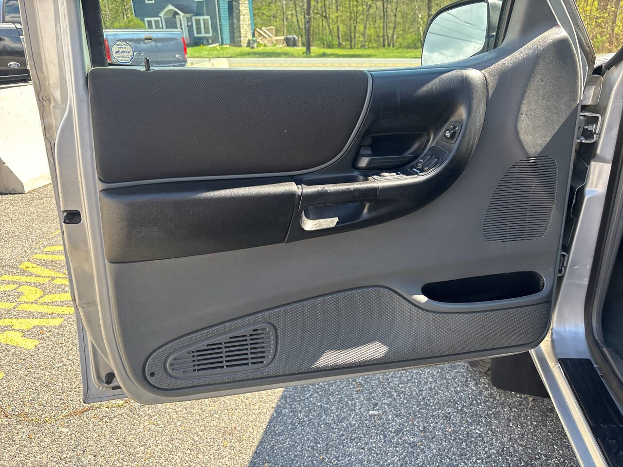 Used 2004 Ford Ranger FX4 AWD/4WD image 18