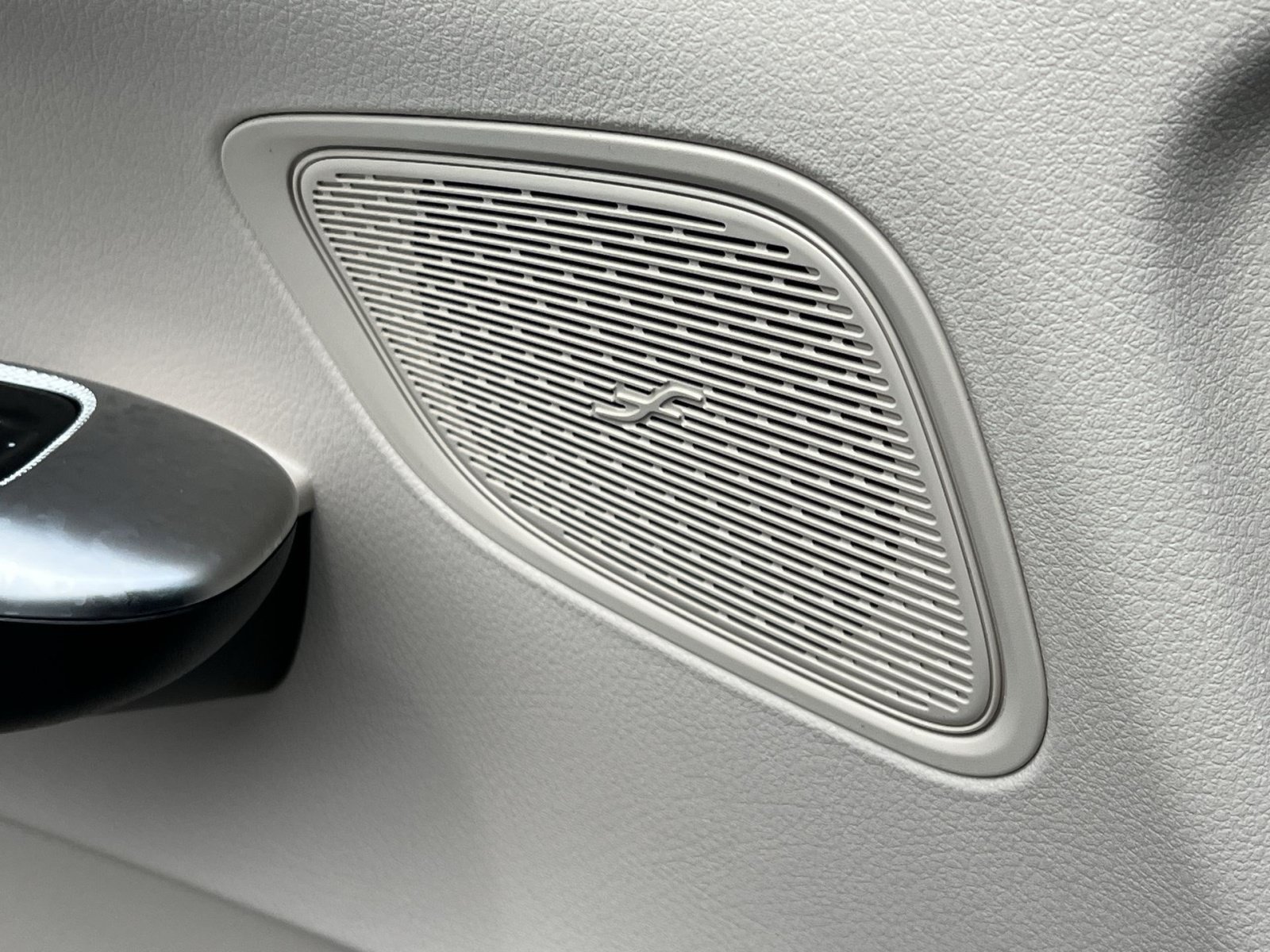 Certified 2026 Mercedes-Benz GLC 300 4MATIC image 41