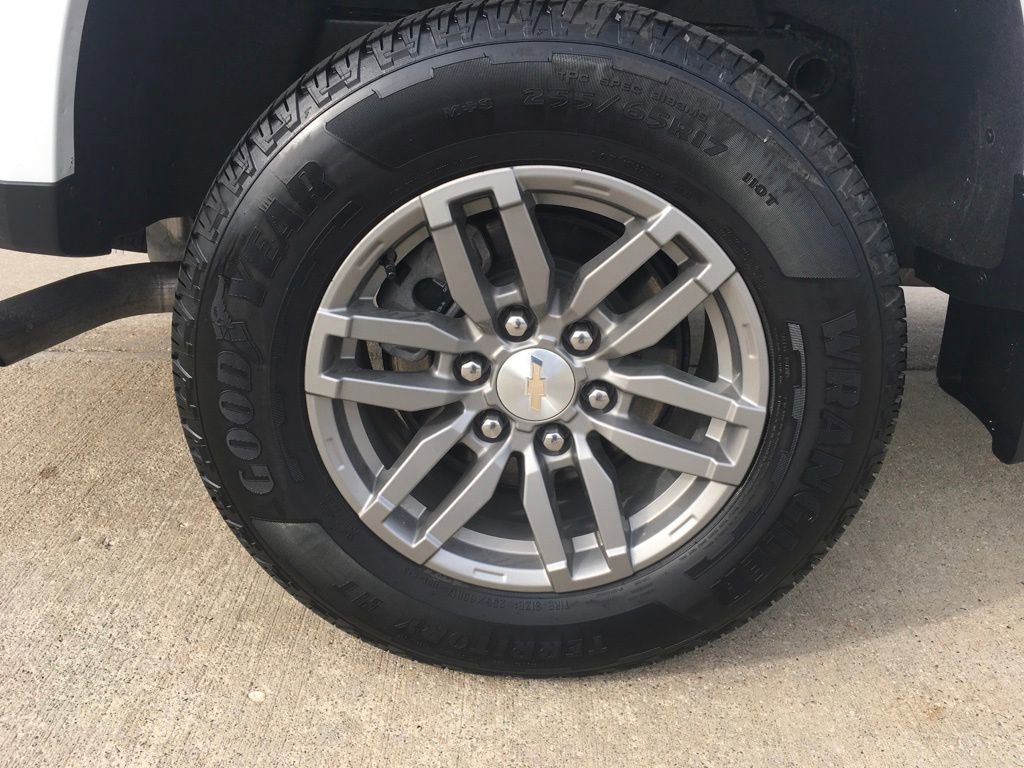 Used 2024 Chevrolet Colorado LT w/ LT Convenience Package image 28