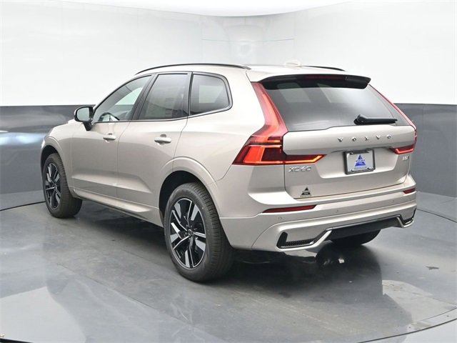 New 2026 Volvo XC60 B5 Core w/ Climate Package image 6