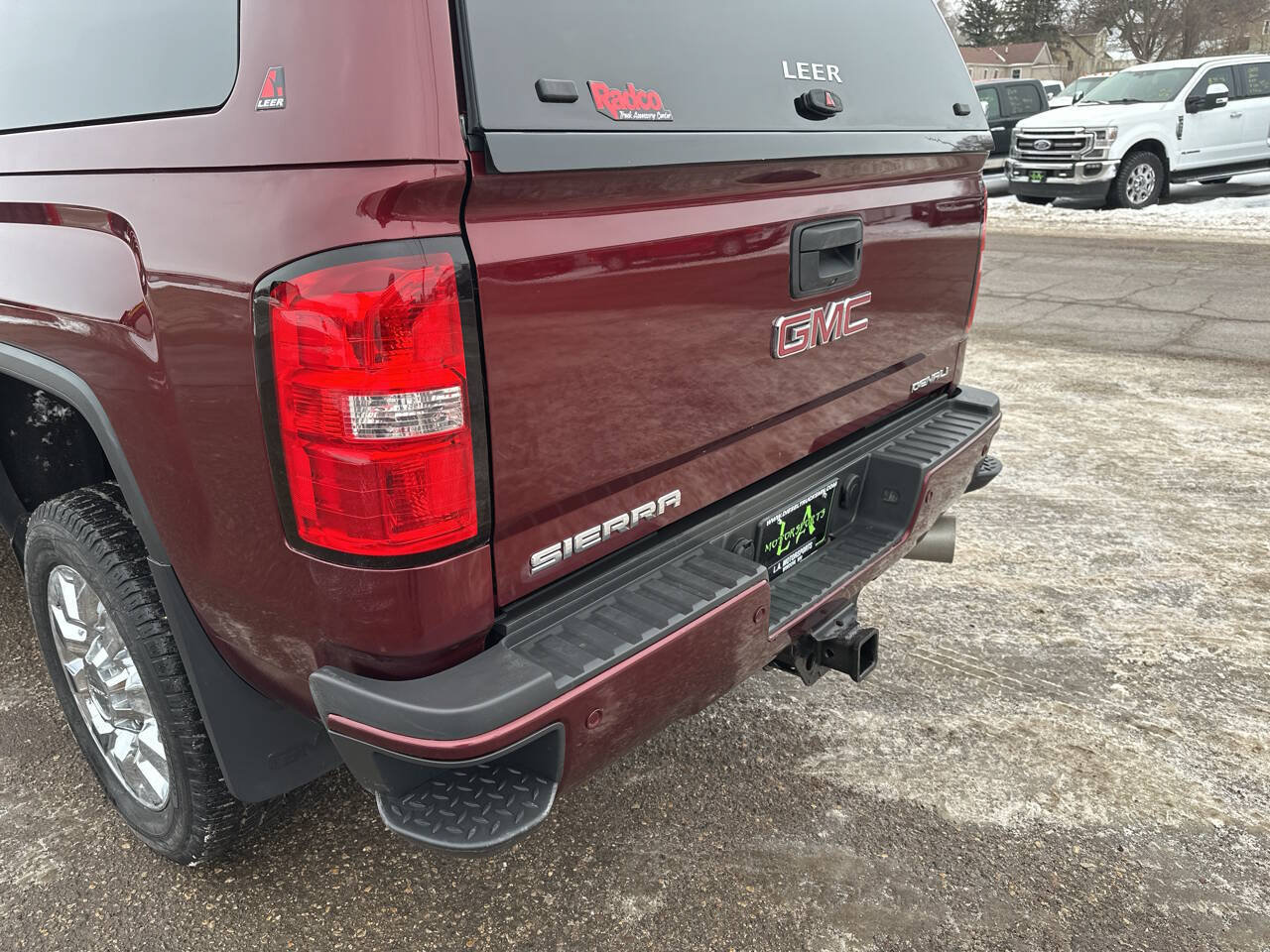 Used 2017 GMC Sierra 2500 Denali w/ Duramax Plus Package AWD/4WD image 22