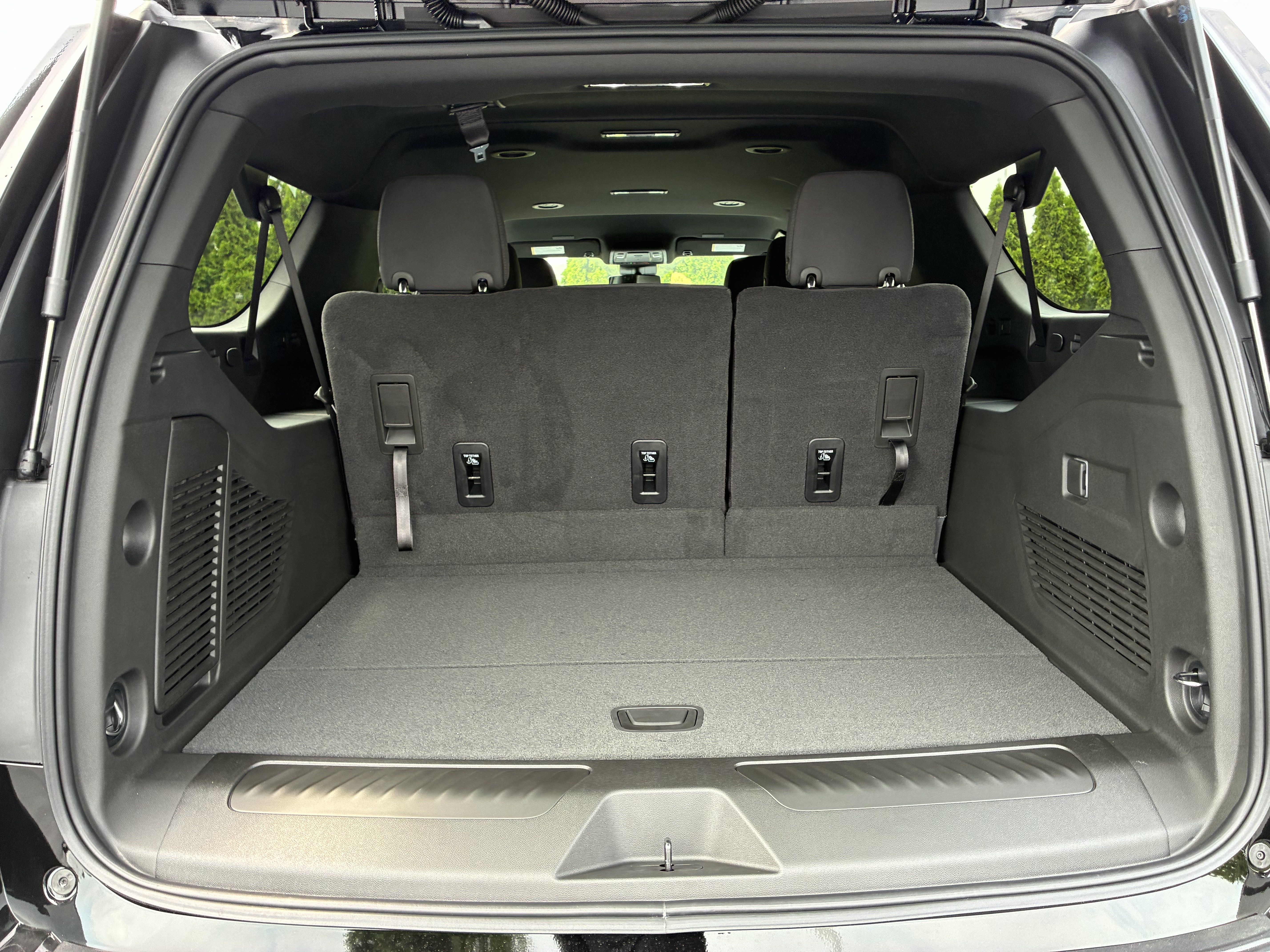 New 2026 Chevrolet Suburban LS w/ Max Trailering Package RWD image 11