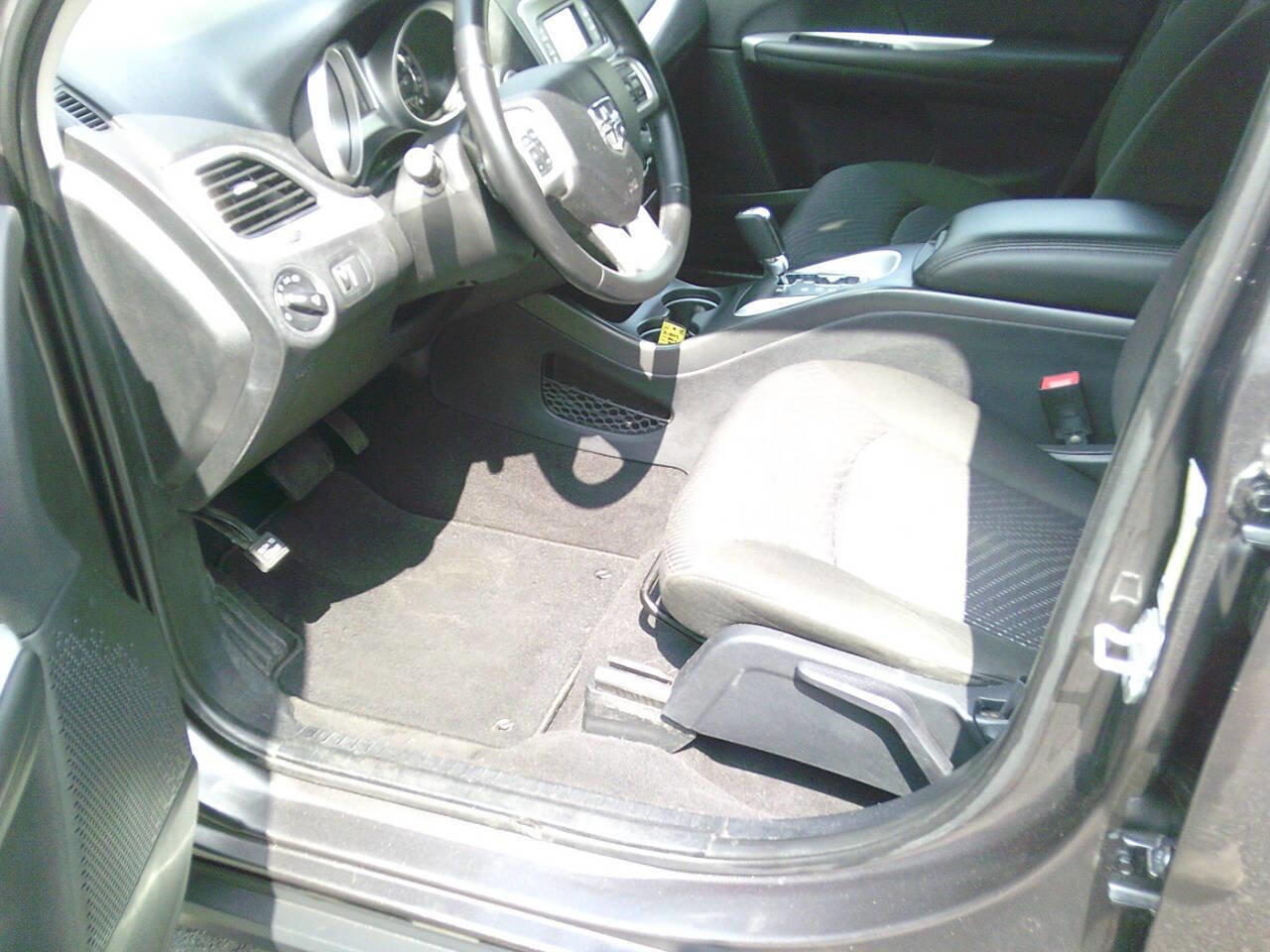 Used 2019 Dodge Journey SE w/ Connectivity Group image 7
