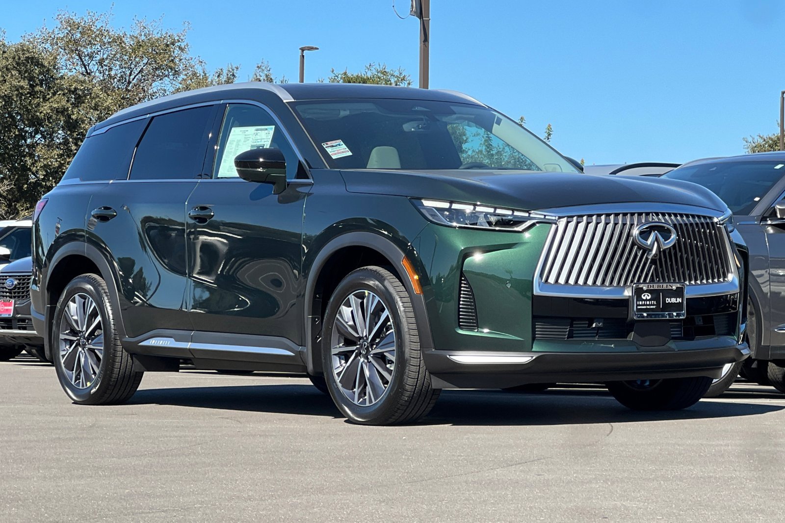 New 2026 INFINITI QX60 Luxe w/ Cargo Package image 7