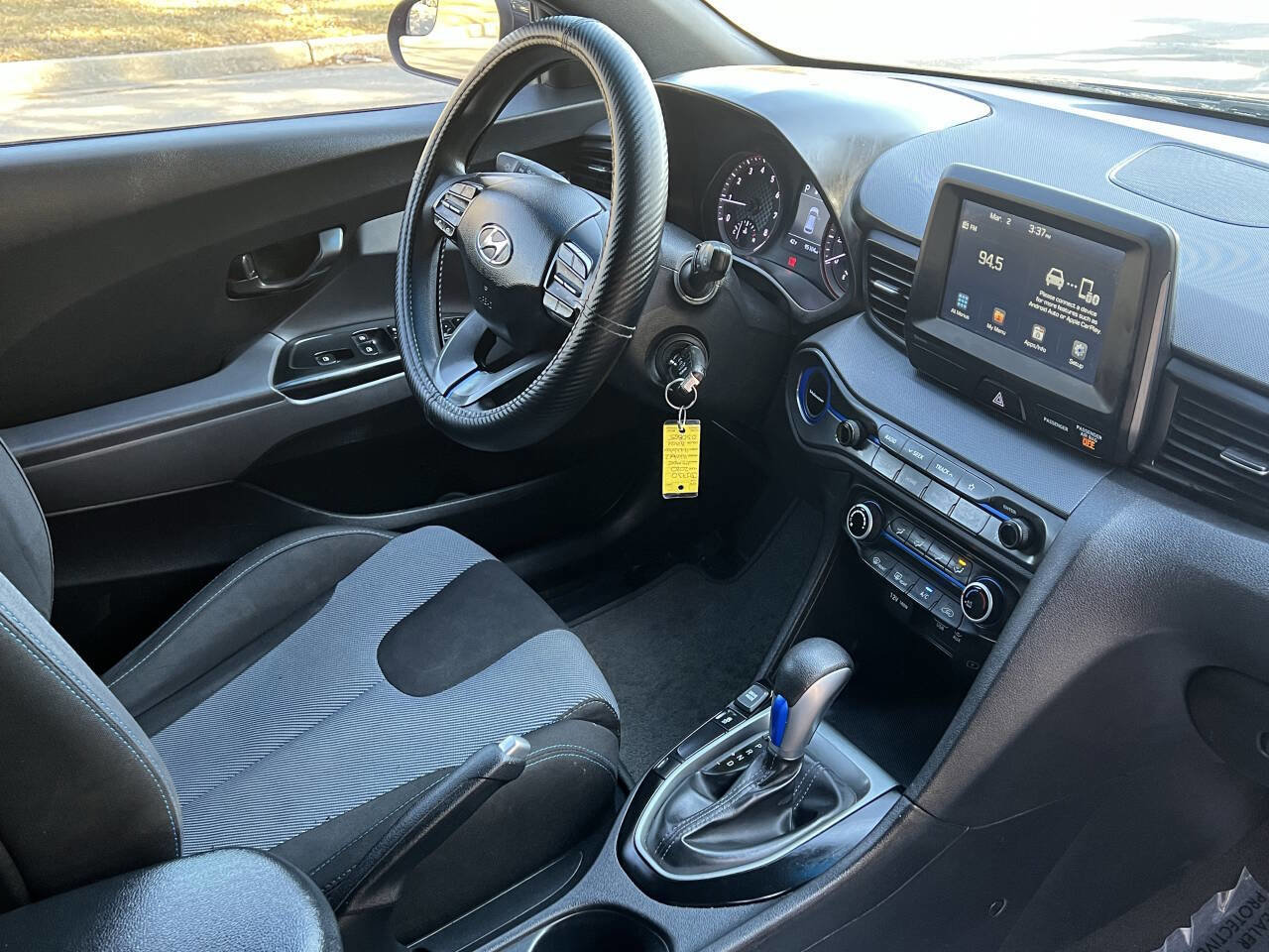 Used 2020 Hyundai Veloster 2.0 image 21
