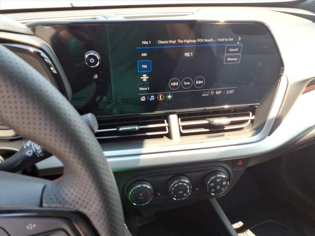 New 2026 Chevrolet Trax RS w/ Driver Confidence Package FWD image 17