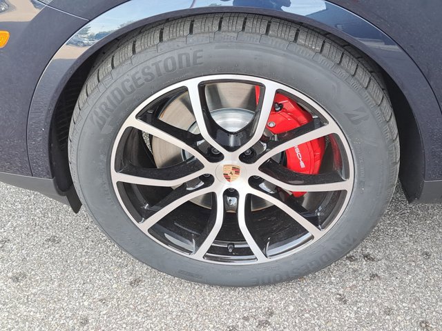 New 2026 Porsche Cayenne S AWD/4WD image 14