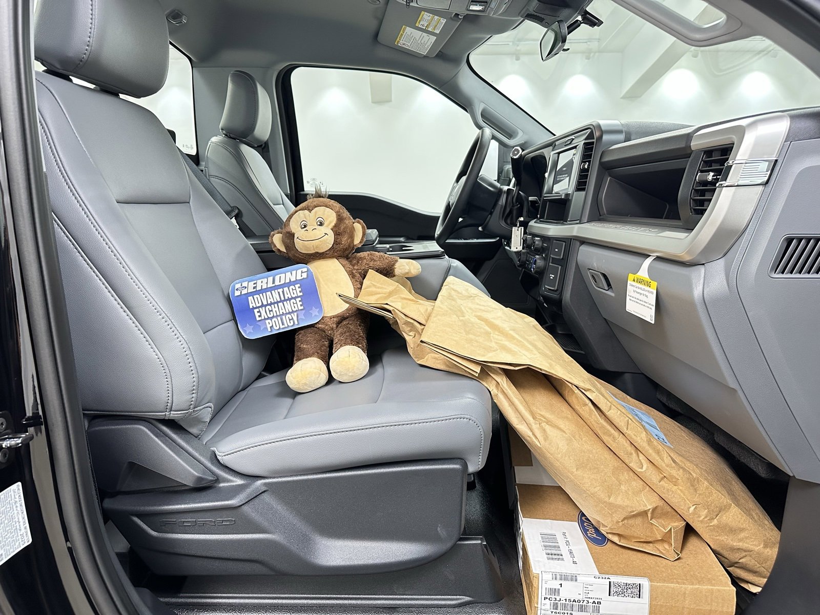 New 2025 Ford F350 XL w/ XL Chrome Package image 13