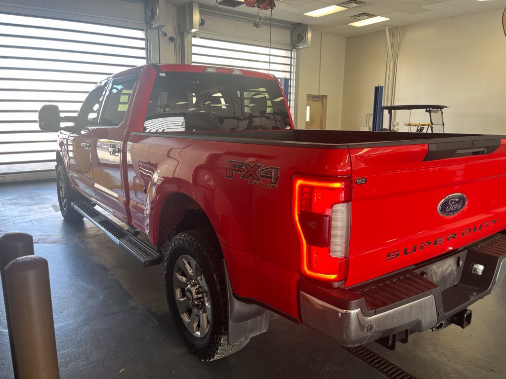 Used 2017 Ford F250 Lariat w/ Lariat Ultimate Package AWD/4WD image 7
