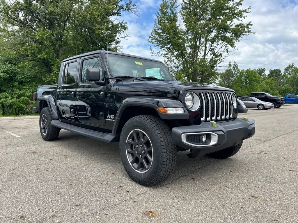 Used 2022 Jeep Gladiator Overland w/ Trailer Tow Package AWD/4WD image 14