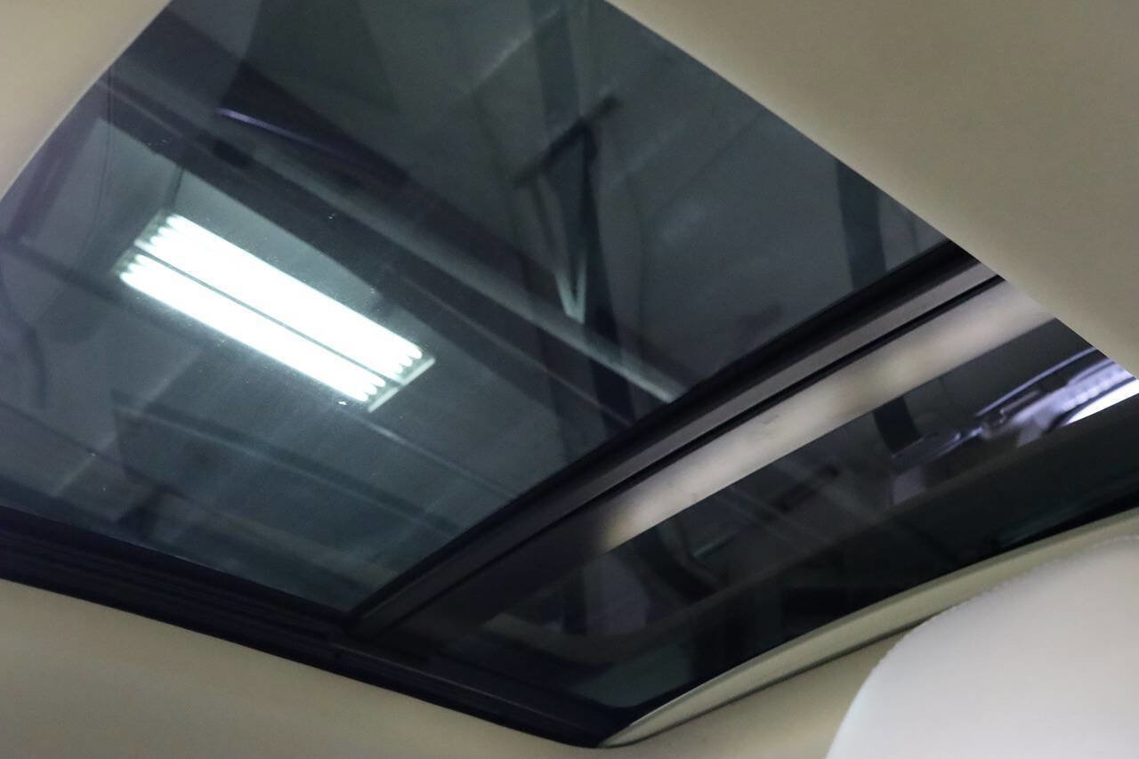 Used 2016 Volvo XC60 T5 Premier image 22