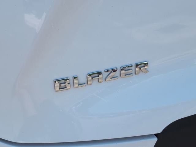 Used 2024 Chevrolet Blazer LT image 32