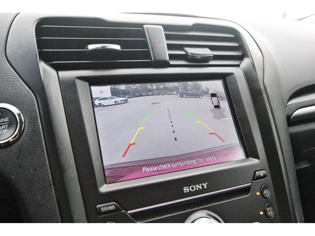 Used 2020 Ford Fusion Titanium FWD image 25