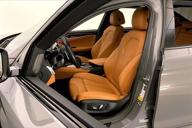 Certified 2022 BMW 540i xDrive w/ M Sport Package image 13