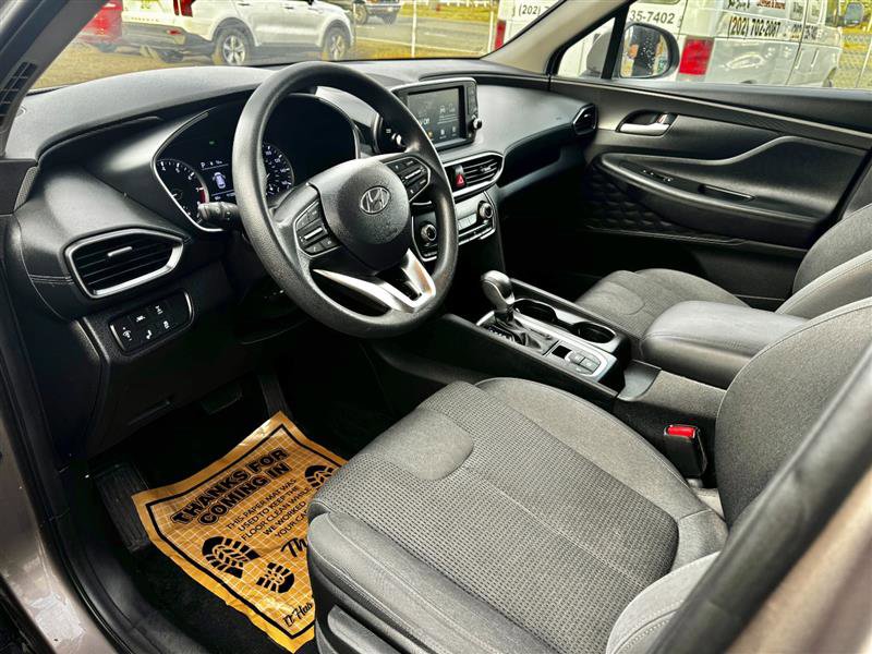 Used 2019 Hyundai Santa Fe SE AWD/4WD image 12