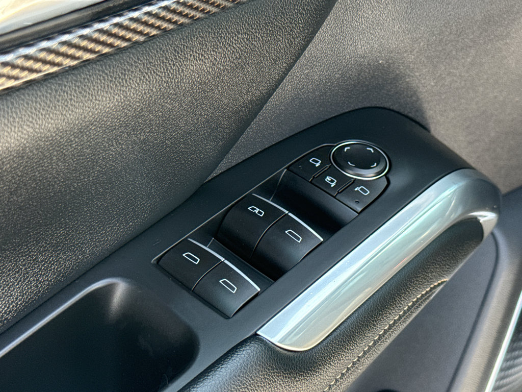 Certified 2024 Chevrolet Traverse RS AWD/4WD image 13