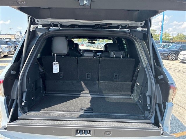 New 2025 Lincoln Navigator Reserve w/ Jet Appearance Package image 21