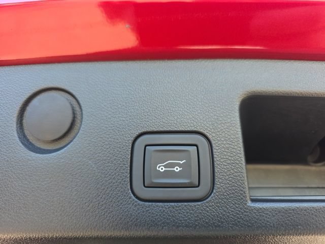 Used 2025 Chevrolet Equinox ACTIV AWD/4WD image 28