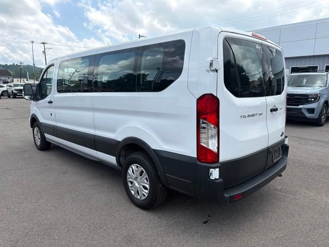 Used 2022 Ford Transit 350 XLT RWD image 5