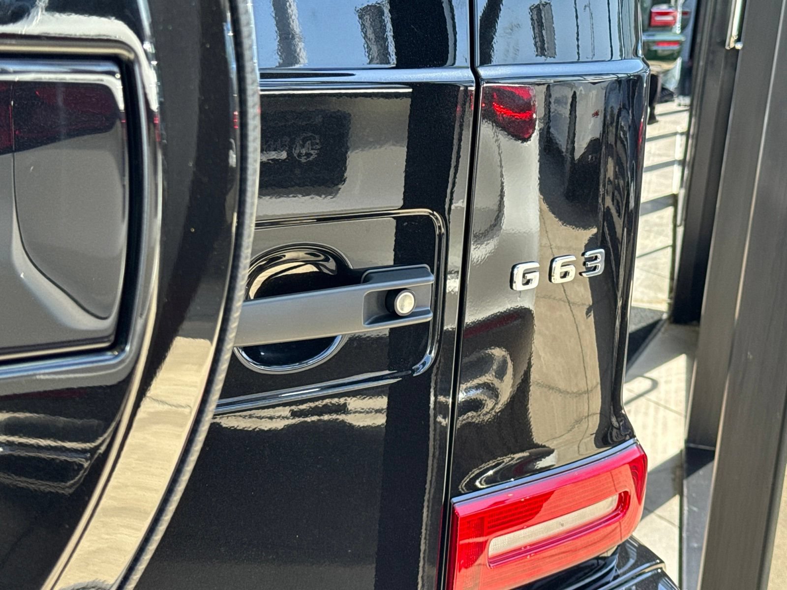 New 2027 Mercedes-Benz G 63 AMG 4MATIC image 7