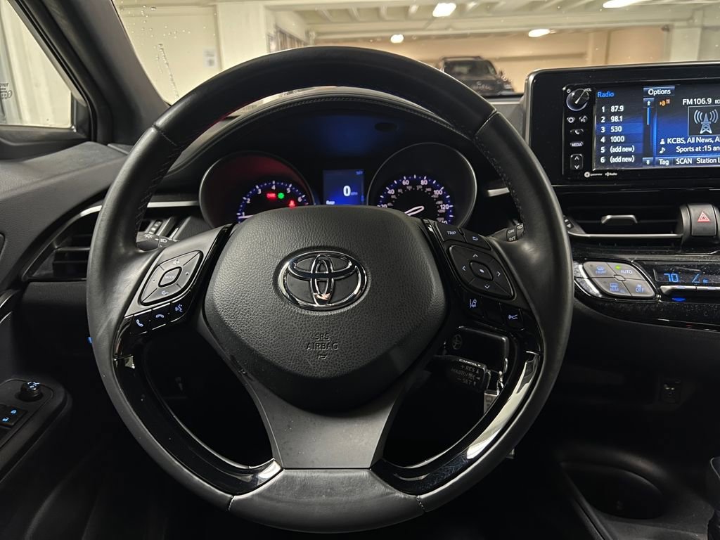 Certified 2018 Toyota C-HR XLE image 29