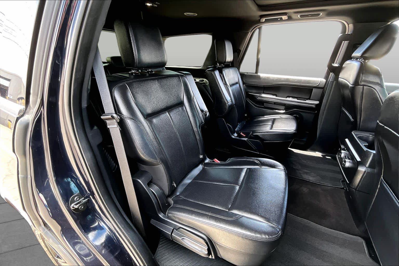 Used 2021 Ford Expedition XLT RWD image 19
