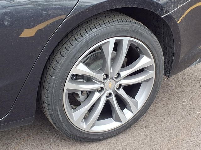 Used 2023 Chevrolet Malibu LT FWD image 28