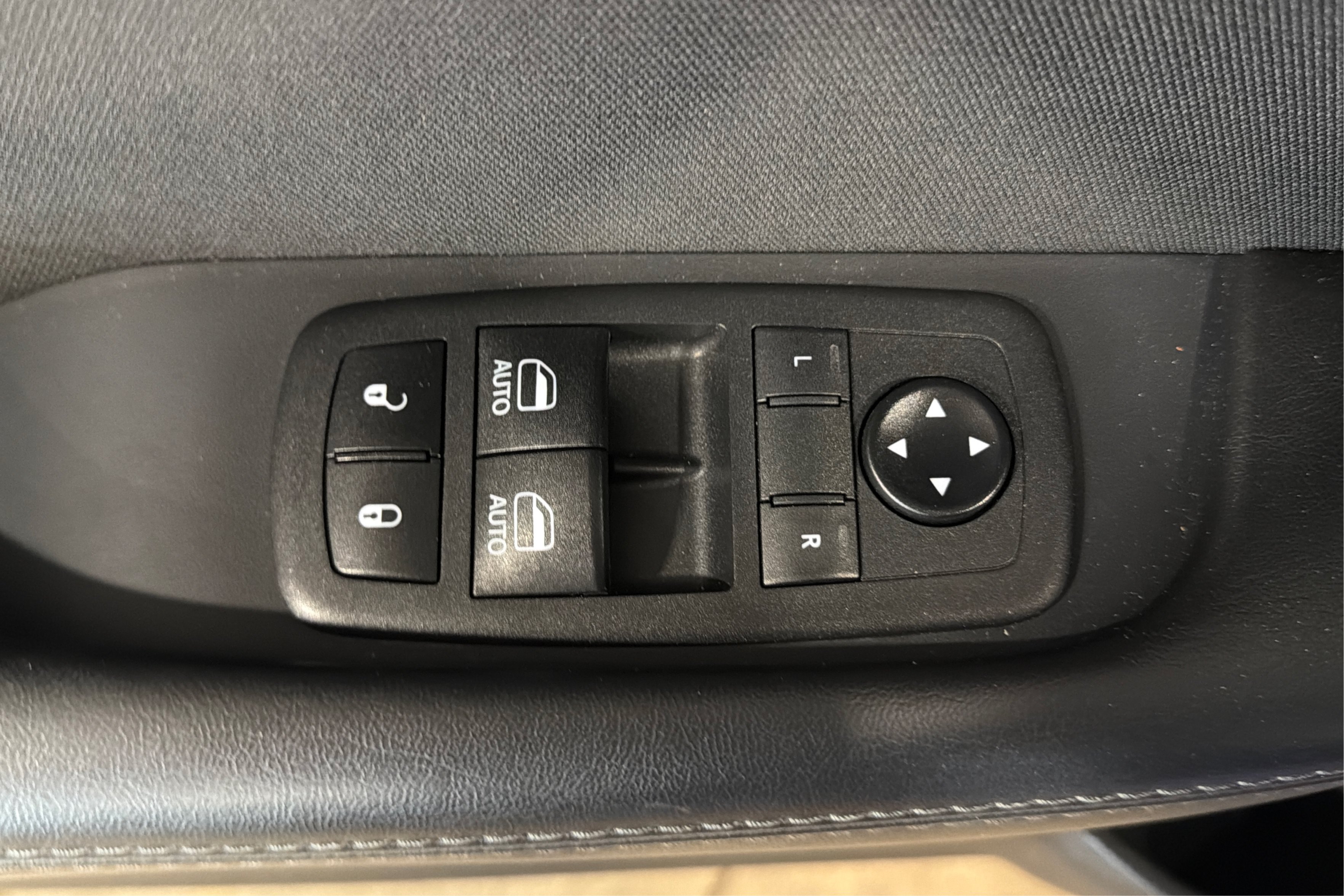 Used 2019 Dodge Challenger R/T Scat Pack RWD image 16