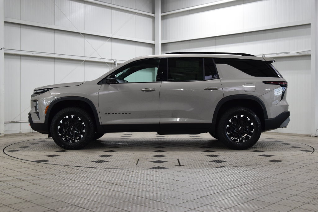 New 2027 Chevrolet Traverse Z71 w/ Driver Confidence Package AWD/4WD image 4