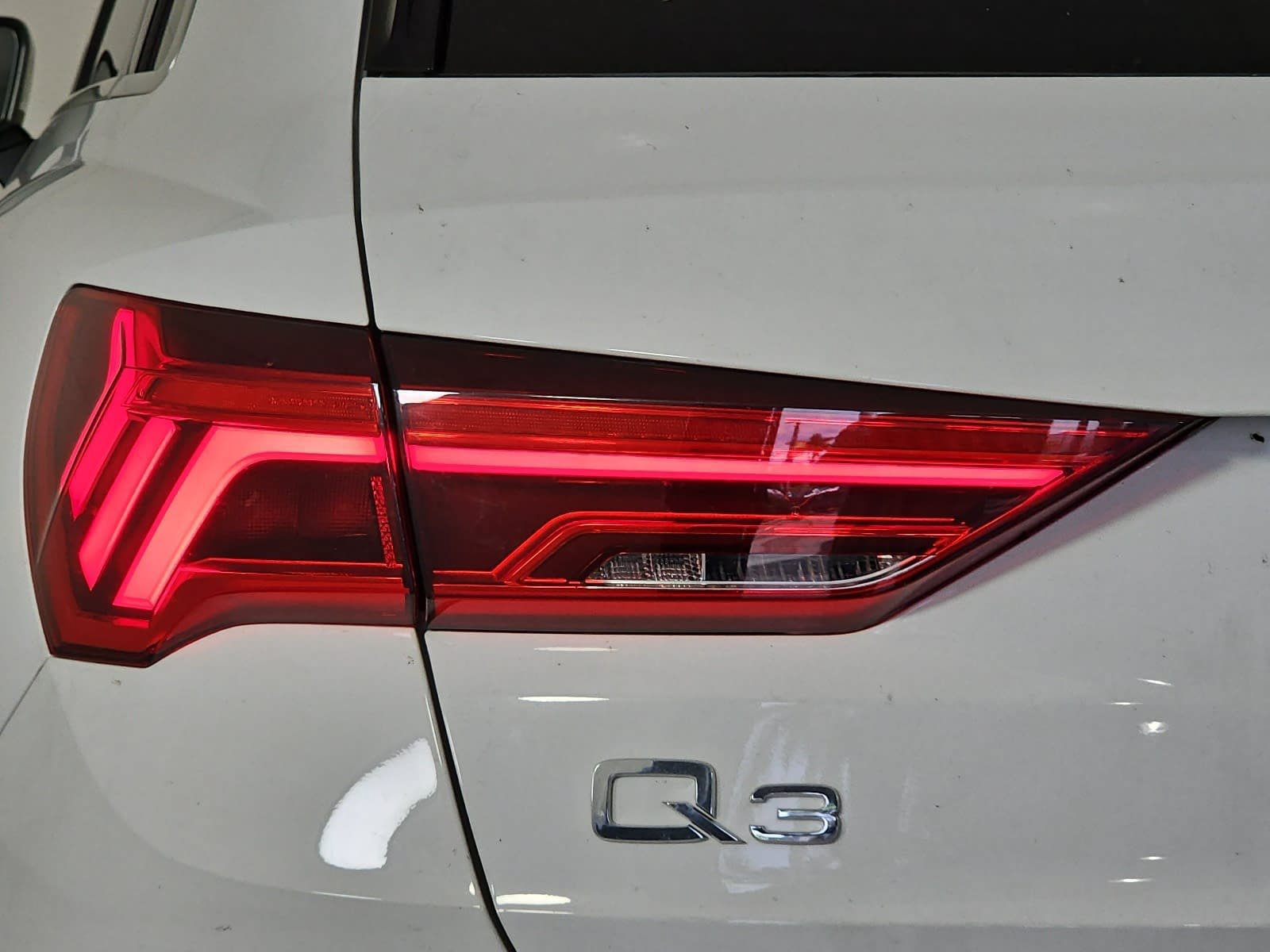 Used 2025 Audi Q3 2.0T Premium w/ Convenience Package AWD/4WD image 27