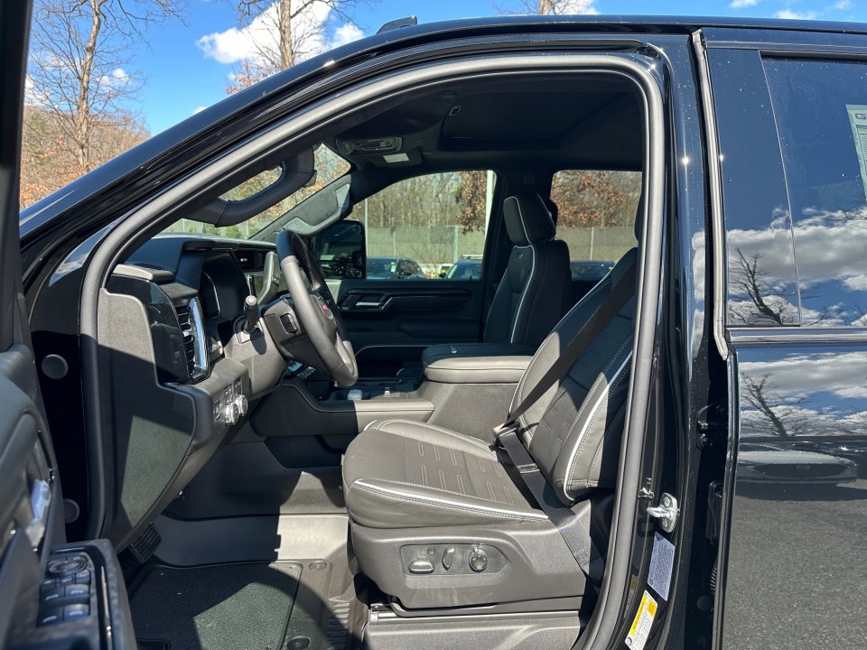 New 2026 GMC Sierra 2500 AT4X image 30