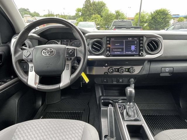 Used 2023 Toyota Tacoma SR5 w/ SR5 Appearance Package RWD image 18