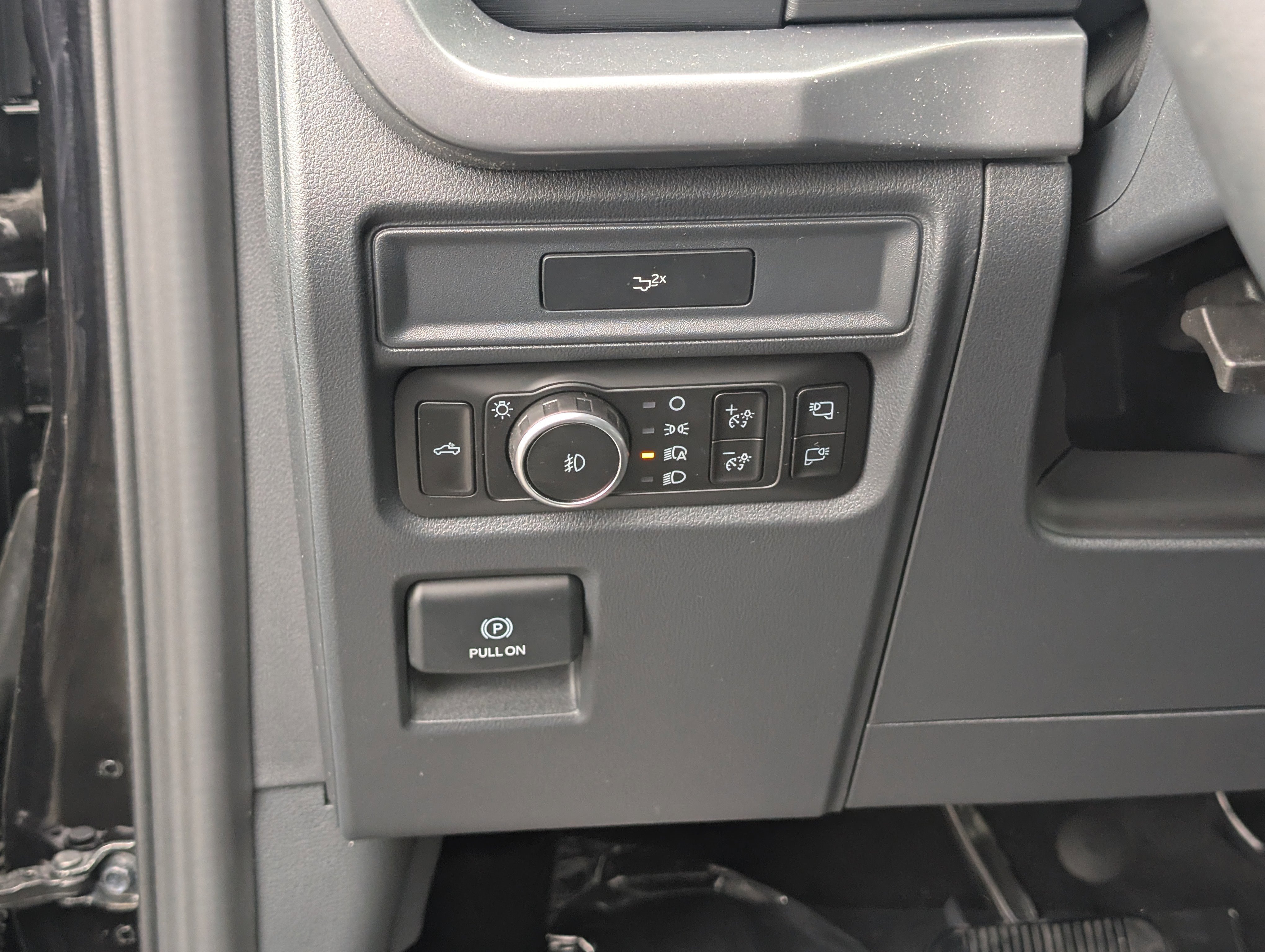 New 2026 Ford F150 XLT w/ Equipment Group 302A MID image 15