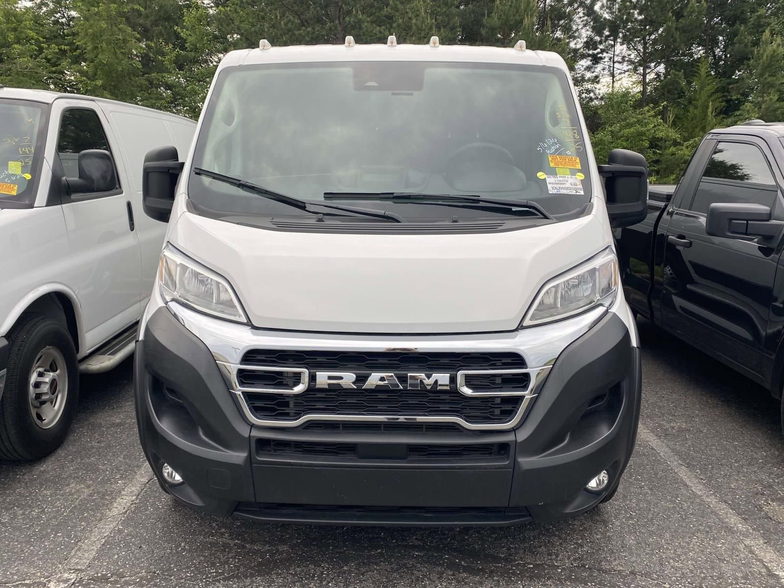 Used 2025 RAM ProMaster 2500 w/ U-Haul Equipment Group FWD image 2