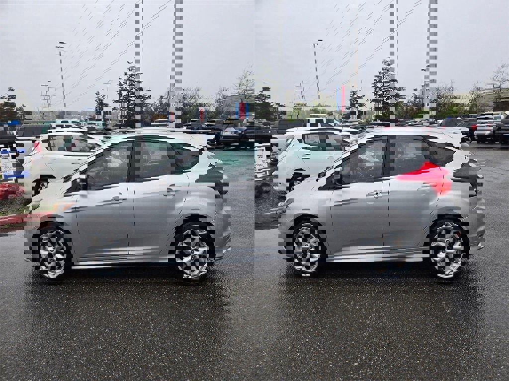 Used 2014 Ford Focus ST w/ Equipment Group 201A image 8