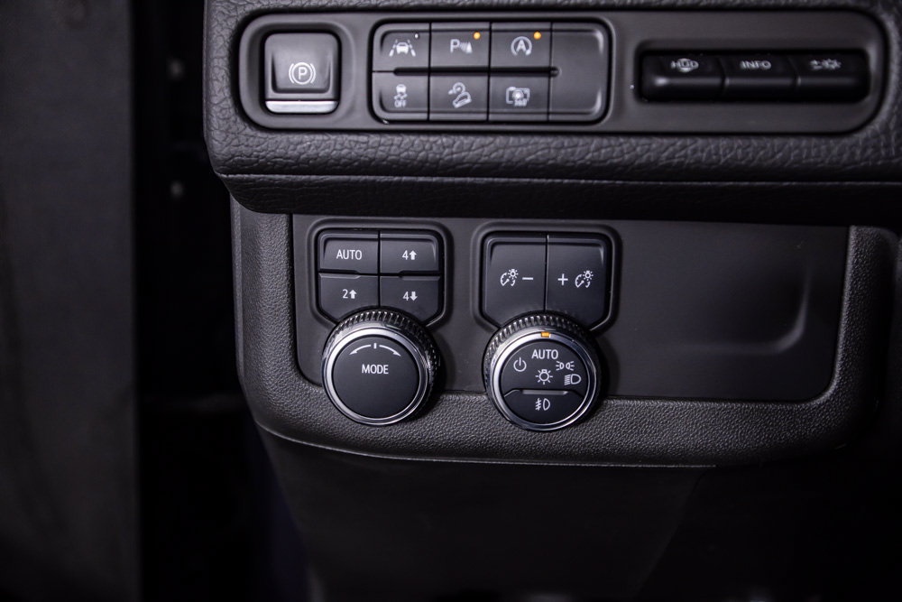 Used 2023 GMC Yukon Denali AWD/4WD image 33