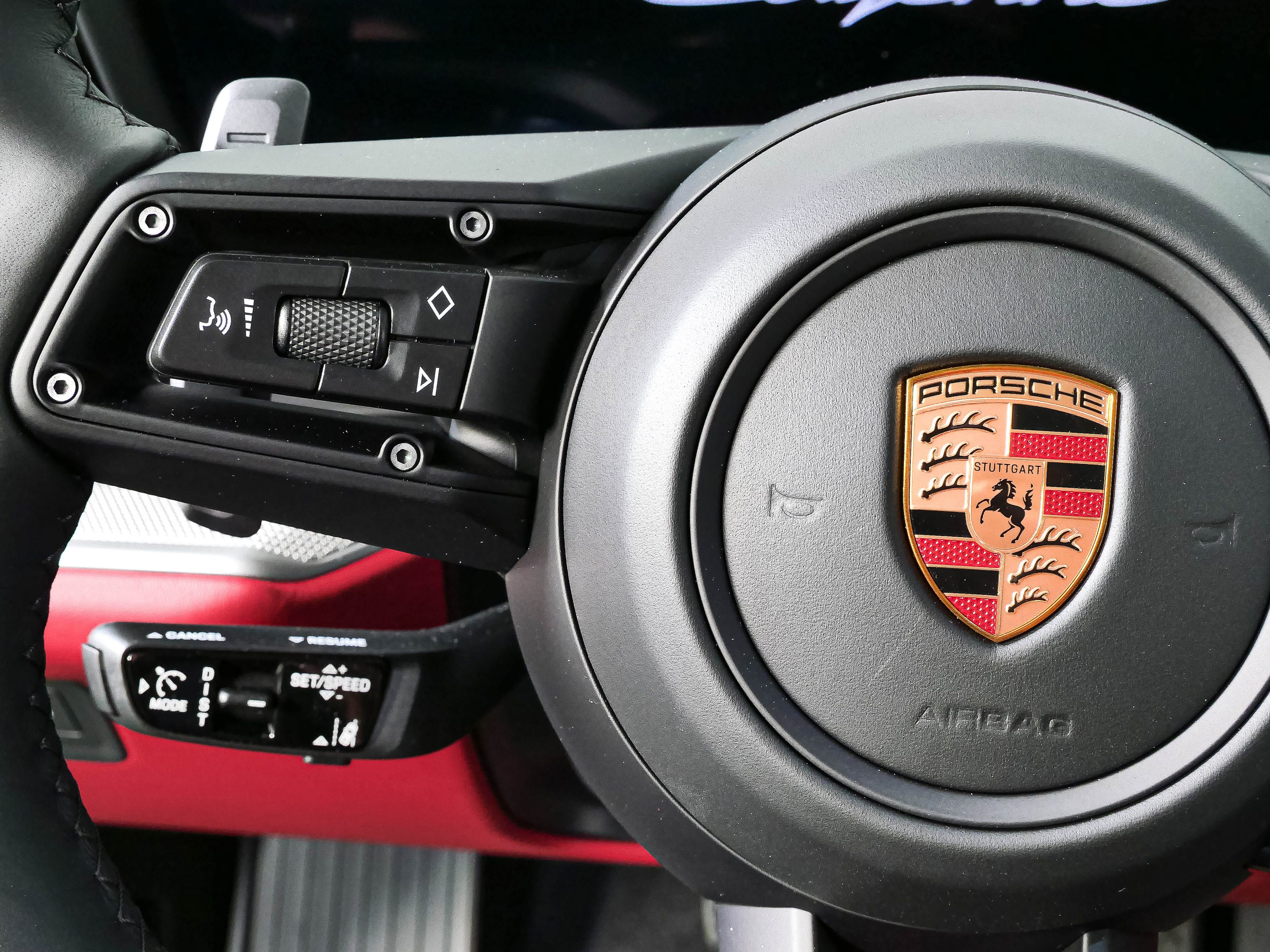 New 2026 Porsche Cayenne Coupe AWD/4WD image 10