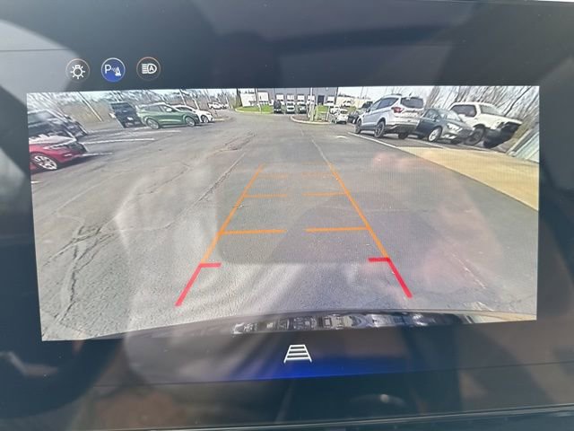 Used 2026 Chevrolet Equinox ACTIV image 26