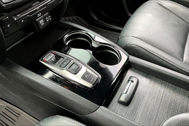 Used 2022 Honda Pilot Touring image 18