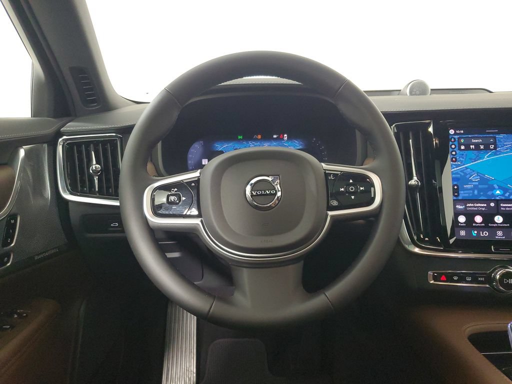 Used 2026 Volvo V90 B6 Cross Country Ultra AWD/4WD image 15