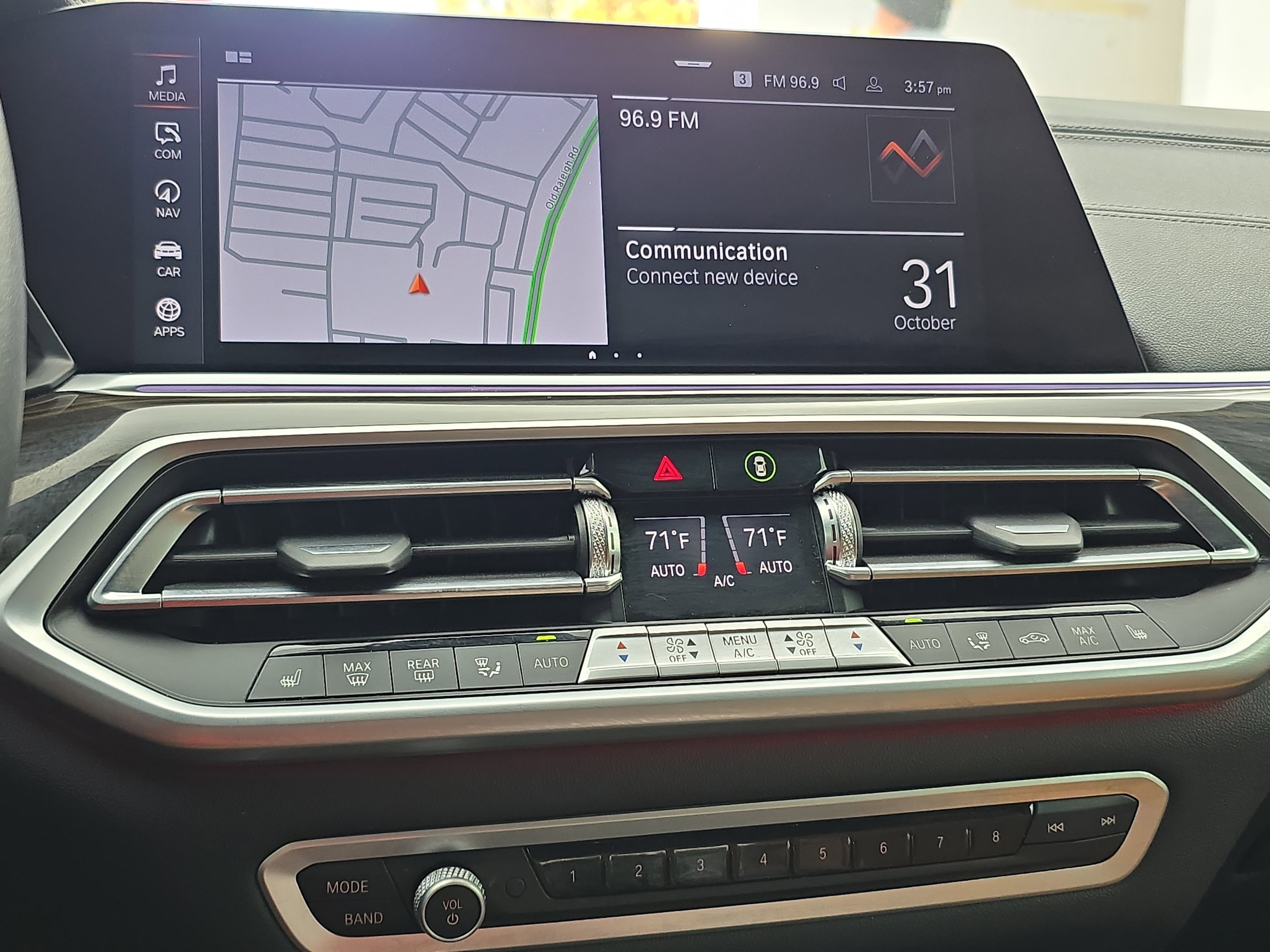 Used 2023 BMW X5 xDrive40i w/ Premium Package image 20