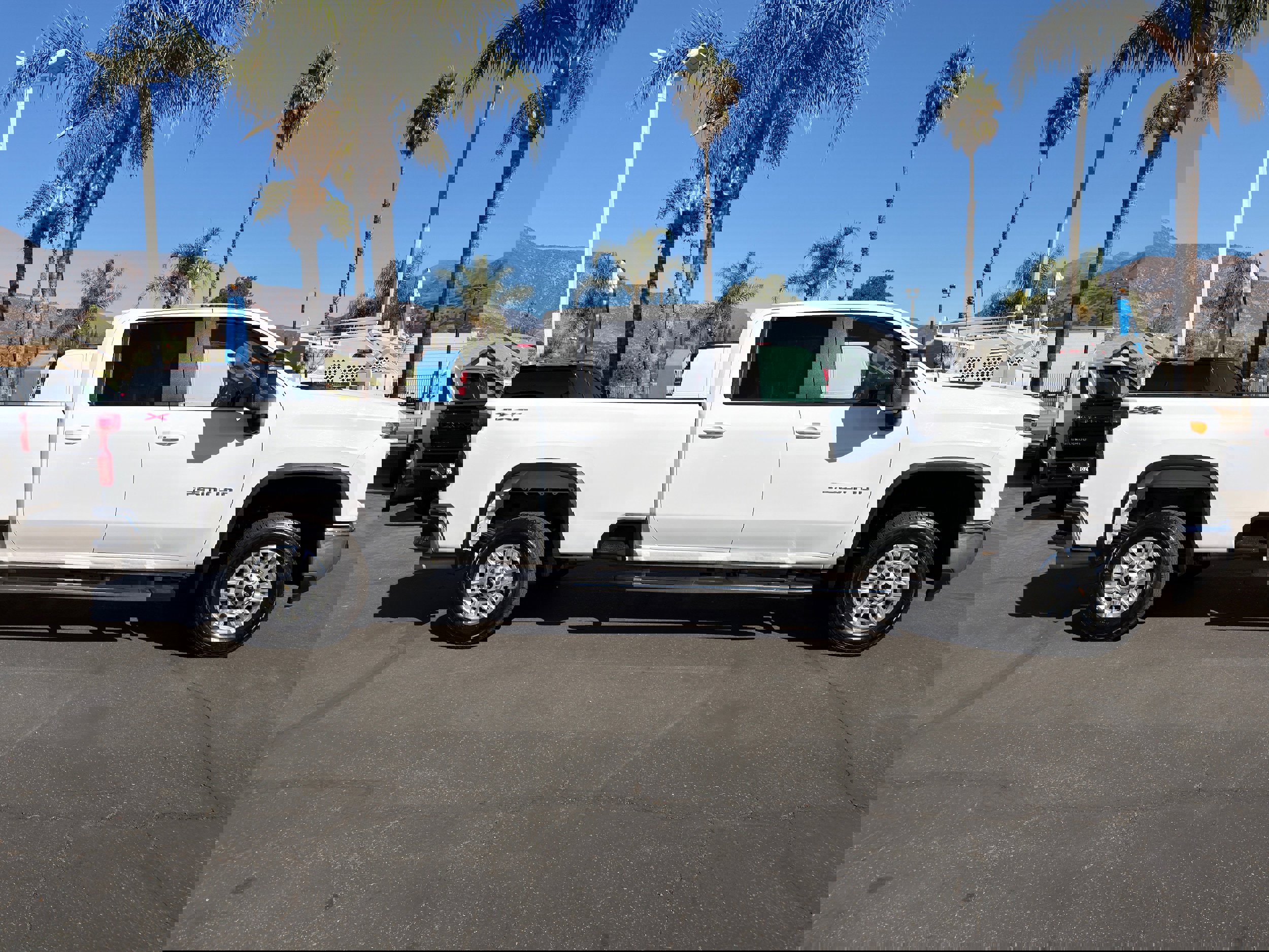 Used 2024 Chevrolet Silverado 2500 LT image 9
