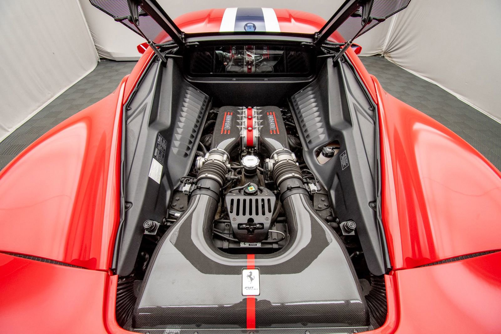 Used 2015 Ferrari 458 Speciale Coupe RWD image 40