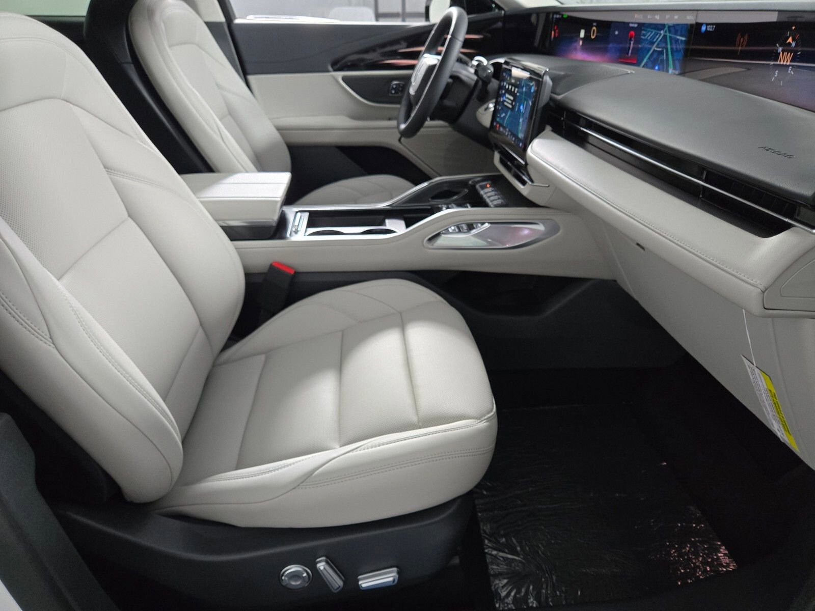 New 2026 Lincoln Nautilus Premier w/ Jet Appearance Package image 19