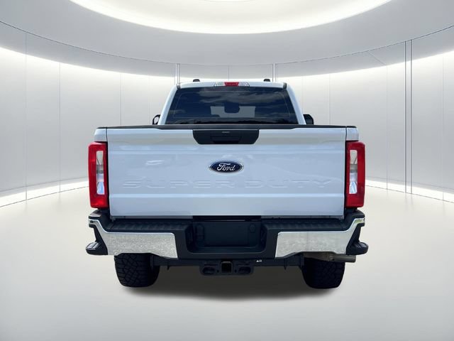 Used 2024 Ford F350 XL AWD/4WD image 4