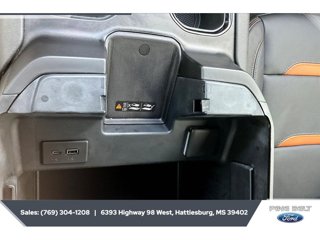 Used 2024 GMC Sierra 1500 AT4 w/ Technology Package image 24