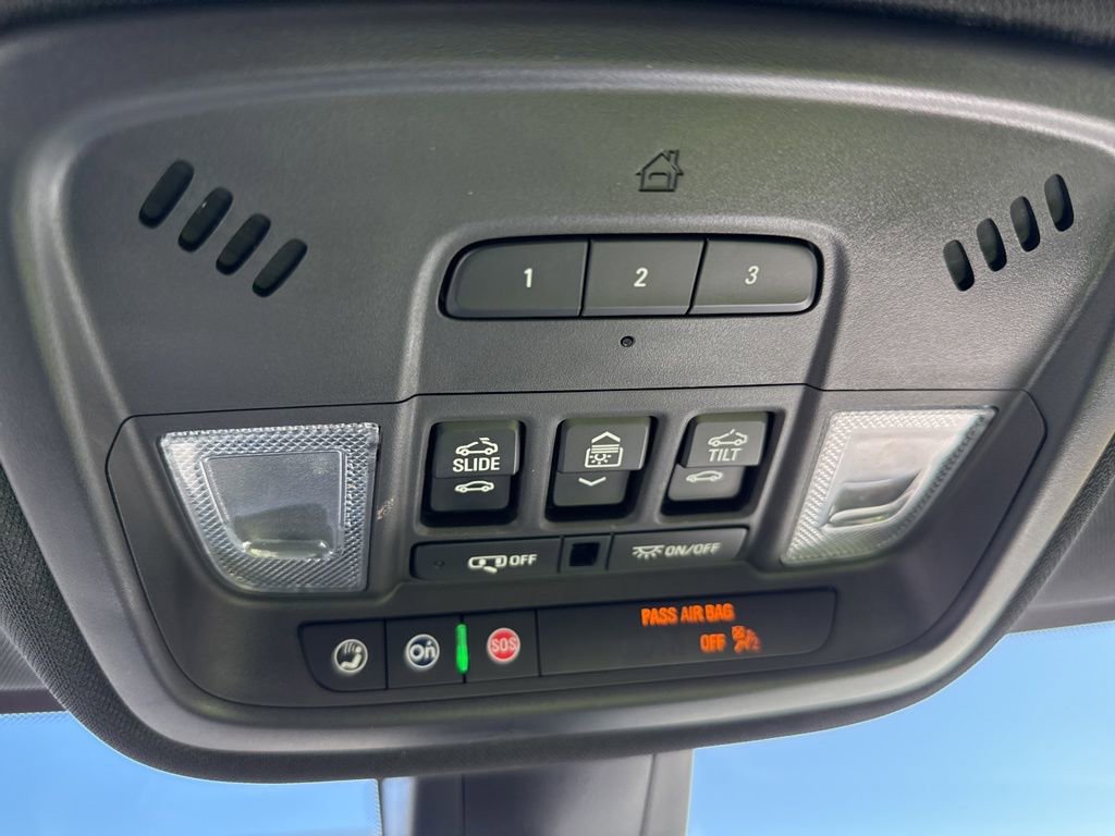 Certified 2023 Chevrolet Traverse RS w/ LPO, Floor Liner Package image 19