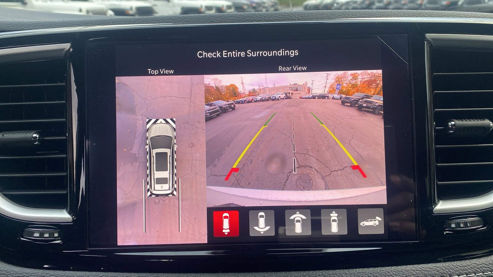 New 2026 Chrysler Pacifica Select AWD/4WD image 14
