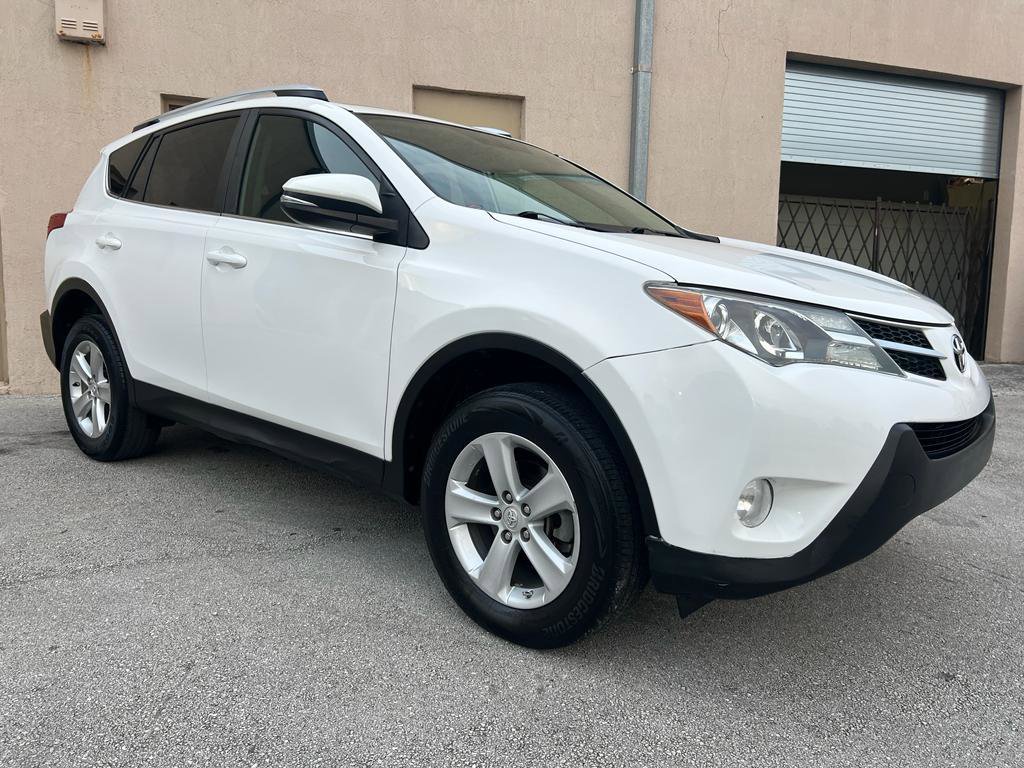Used 2013 Toyota RAV4 XLE FWD image 8
